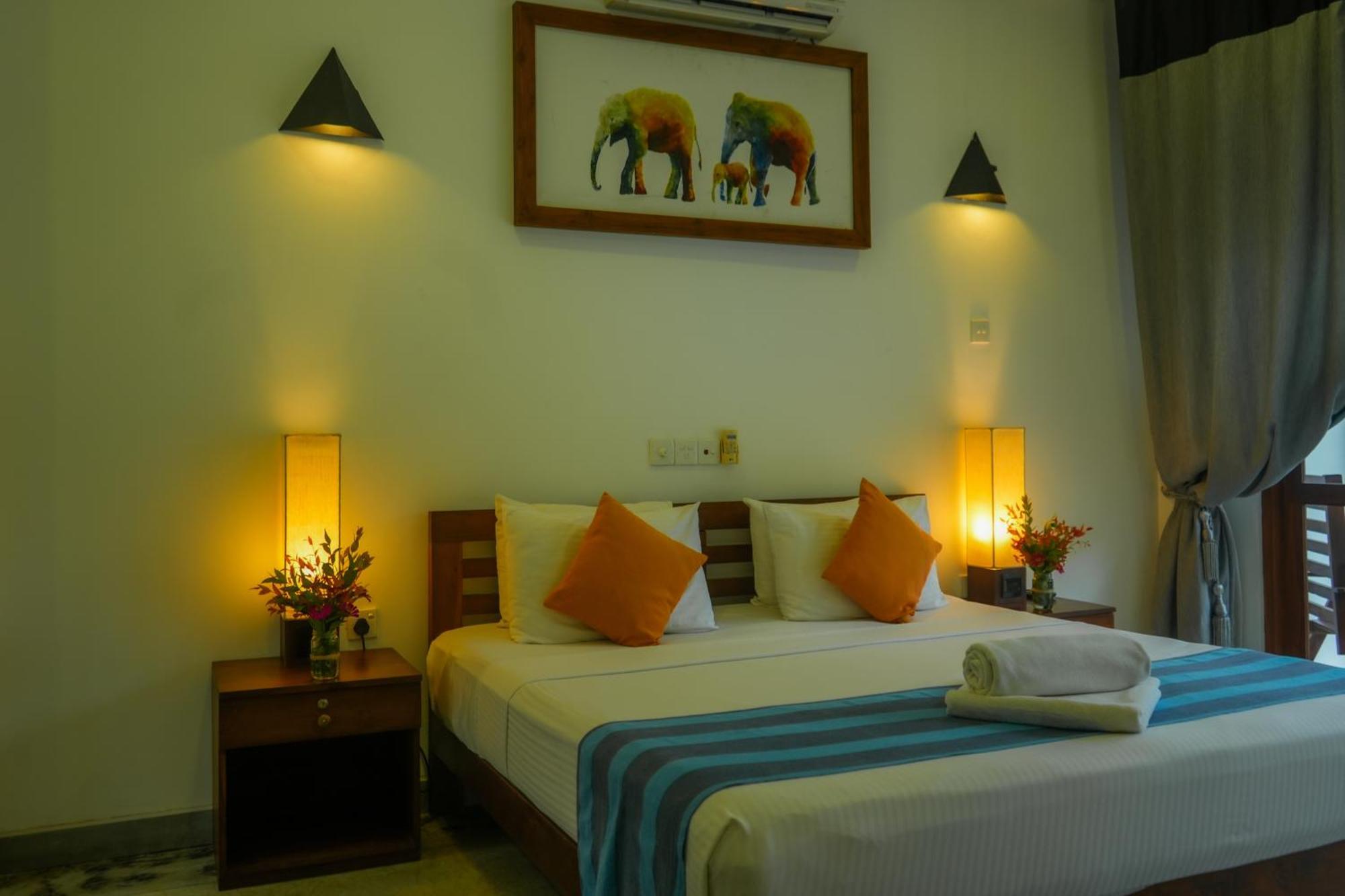 Hotel Athgira Udawalawe Eksteriør billede