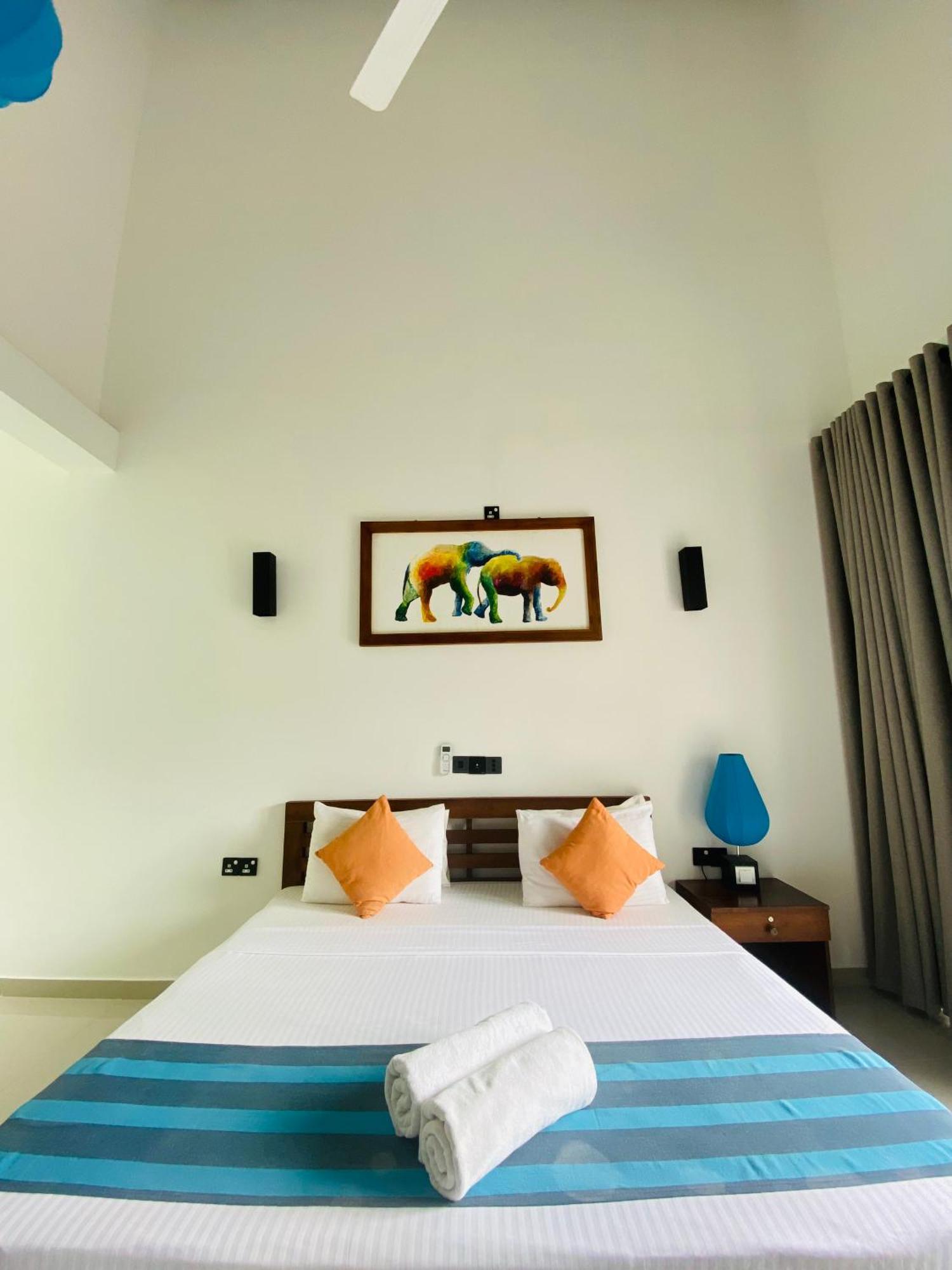 Hotel Athgira Udawalawe Eksteriør billede